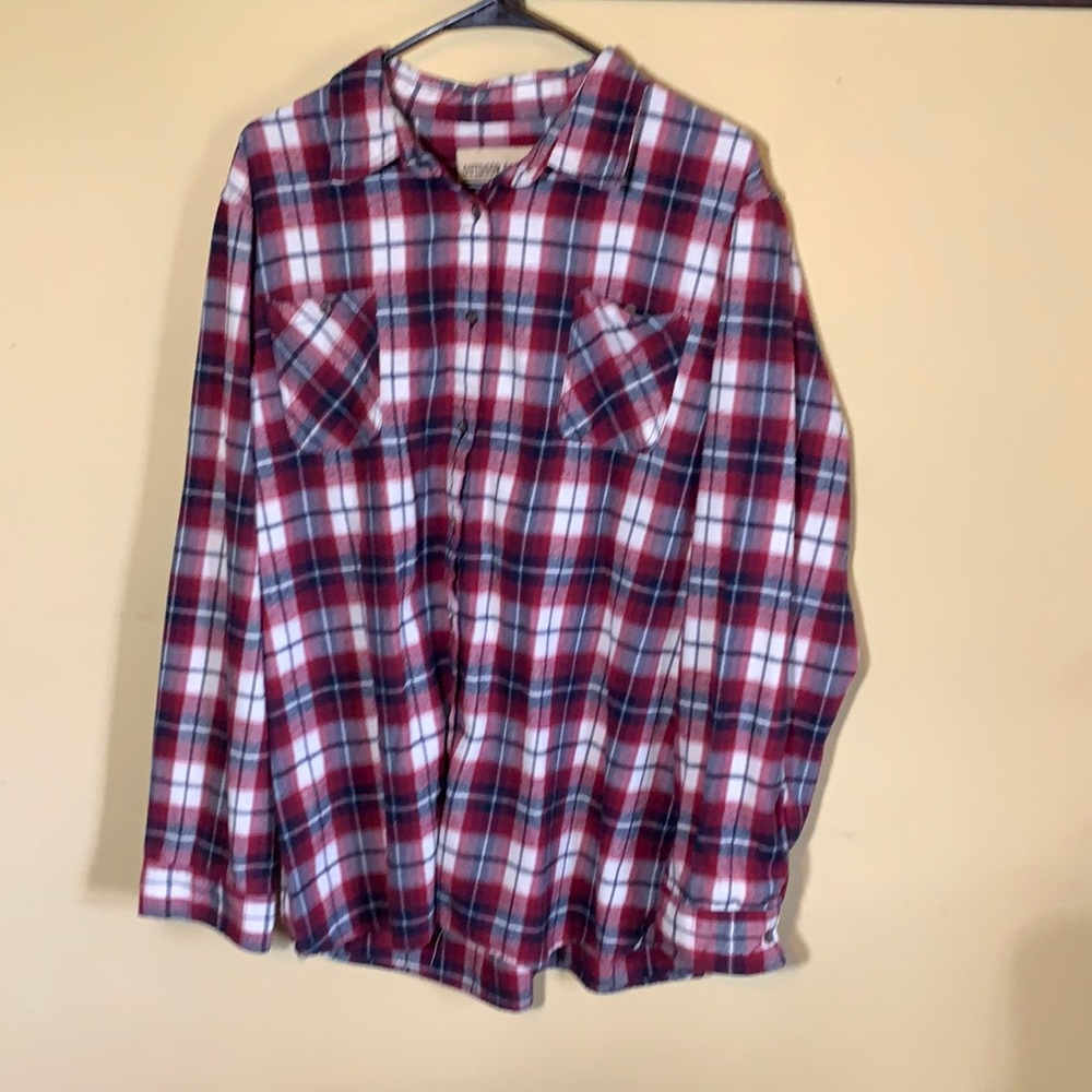 Outdoor casuals button down